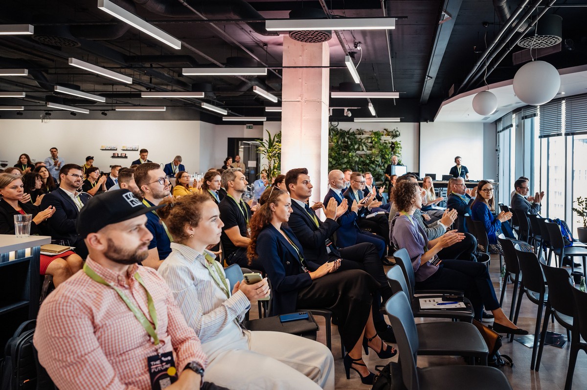 AmCham_The_Festival_of_future_second_day-The_Spot__180.jpg