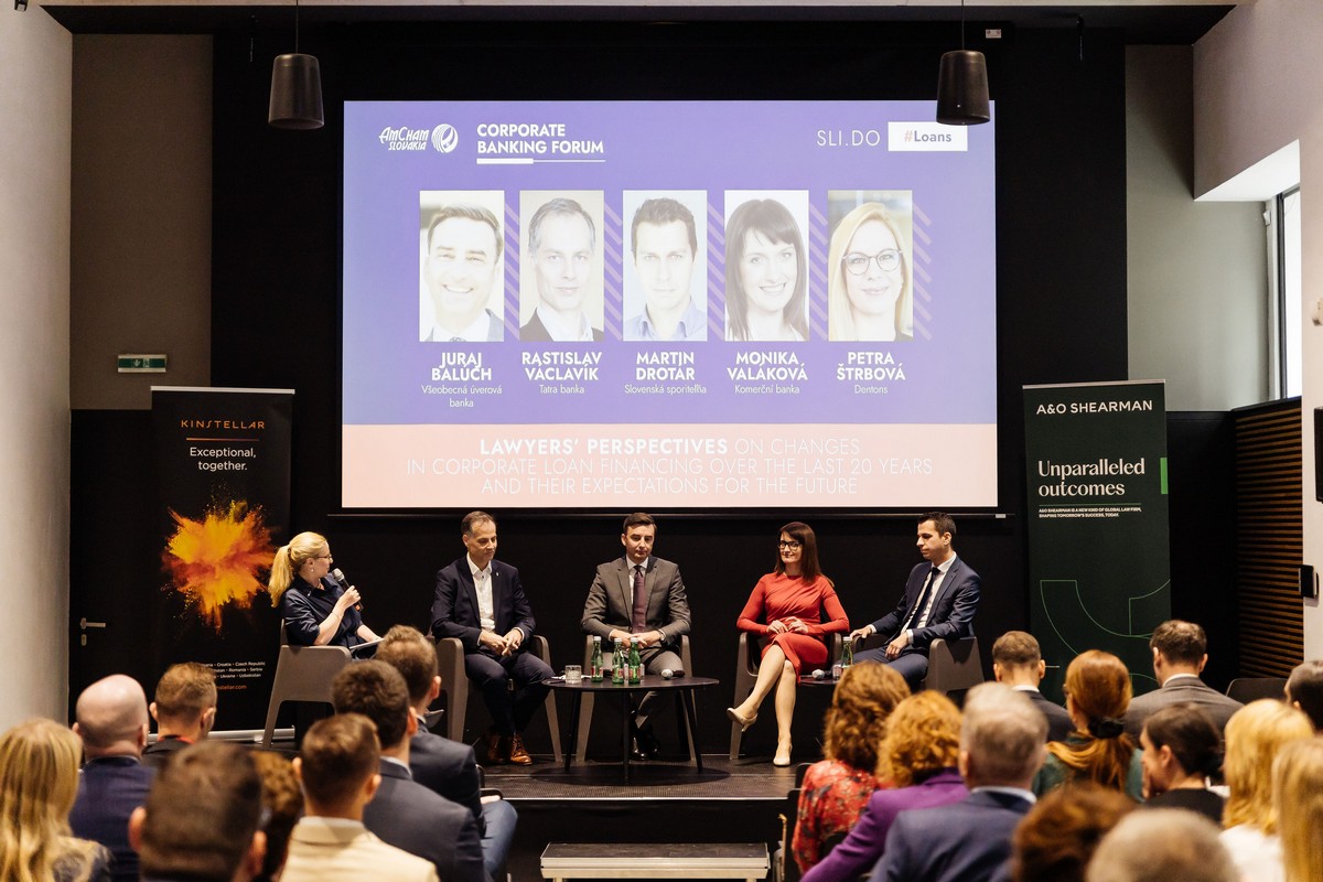 AmCham_Corporate_Banking_Forum__991.jpg