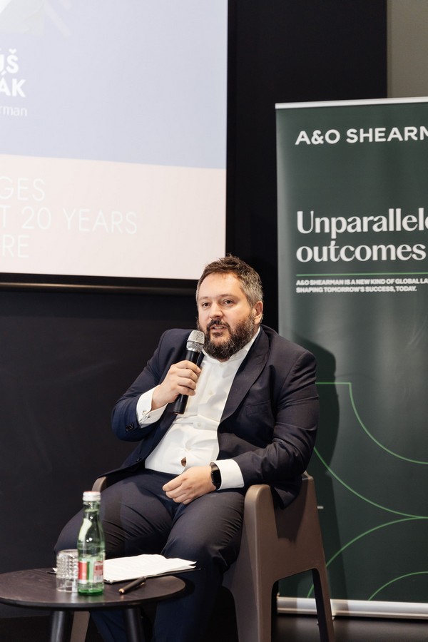 AmCham_Corporate_Banking_Forum__995.jpg