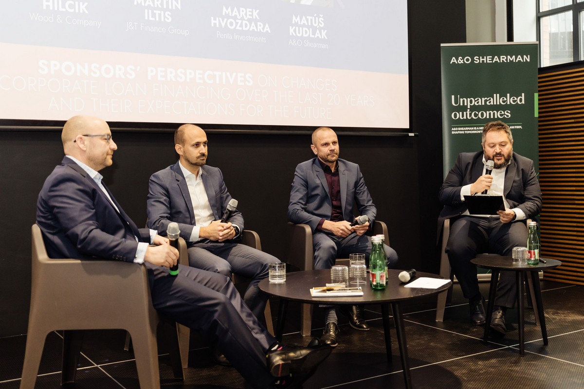 AmCham_Corporate_Banking_Forum__999.jpg