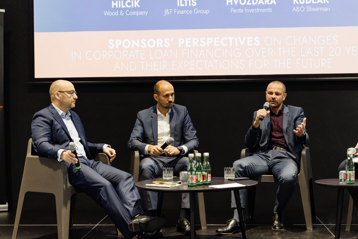 AmCham_Corporate_Banking_Forum__9994.jpg