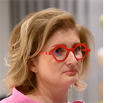 Simona Igaz picture.png